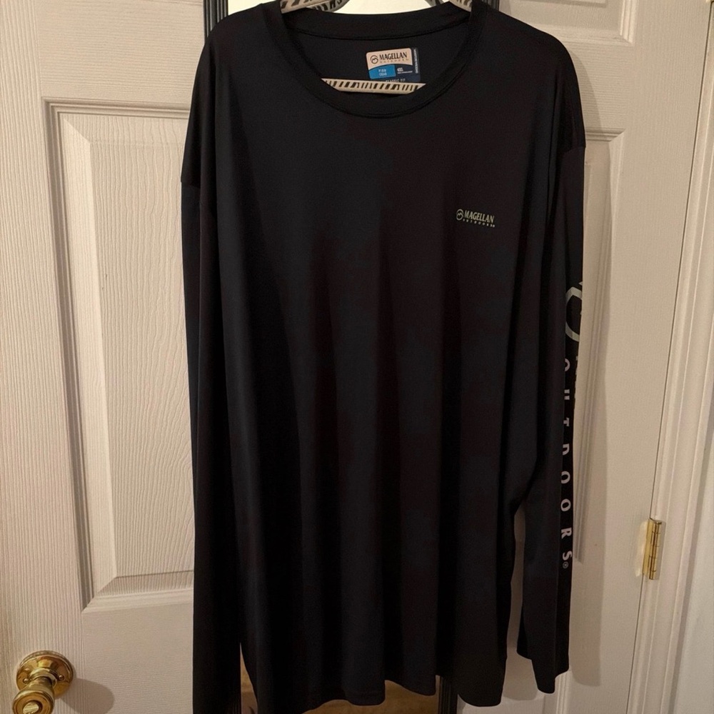 Magellan Outdoors Men's Dark Long Sleeve Tee